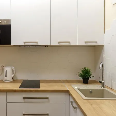 Апартаменты Charming In The Center